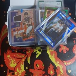 Card Lot POKEMON AND SPORTS CARDS 