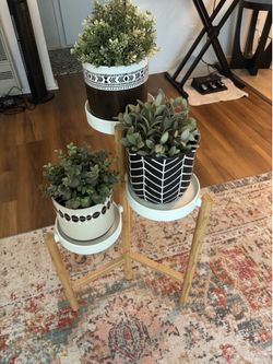 Plant holder 3 tier