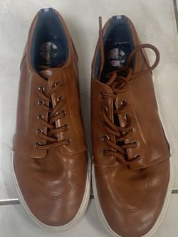Young Men’s Size 6 Shoes