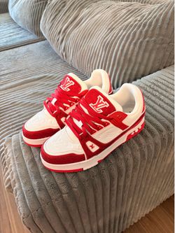 LV SNEAKERS (SIZE 9.5-10)