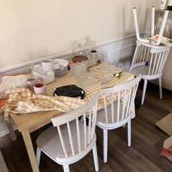Small Table And 4 Chairs