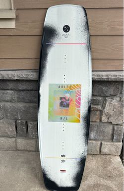 H yperlite Aries Lisa Baloo Signature Cable Wakeboard
