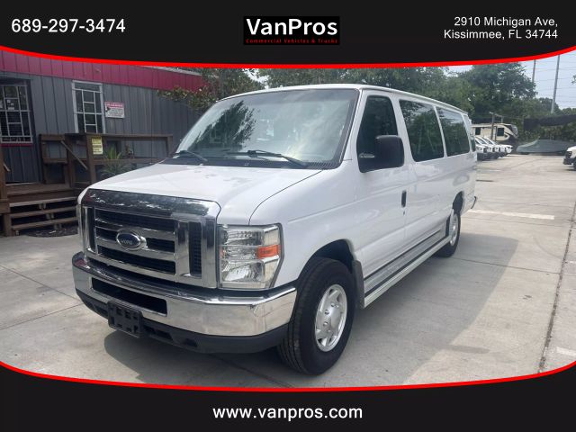 2013 Ford E350 Super Duty Passenger
