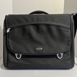 TUMI T3 Ballistic Nylon messenger Bag.