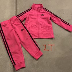Adidas Outfit 2t