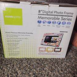 Hannspree 8"Digital Photo Frame 