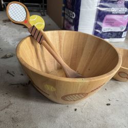 serving bowls with spoon
