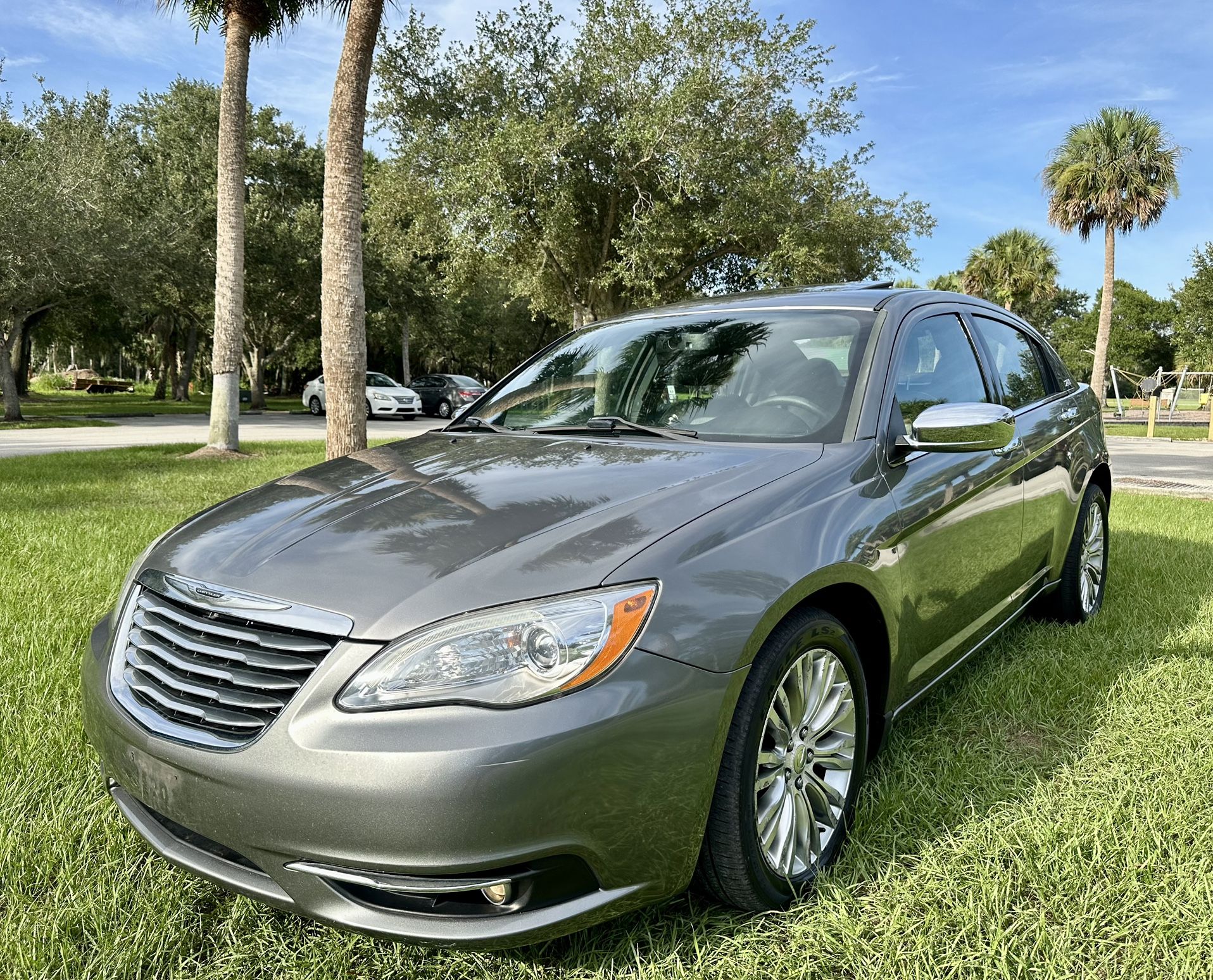 2011 Chrysler 200
