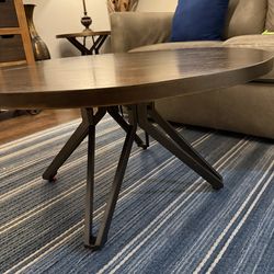 1 coffee table and 1 side table