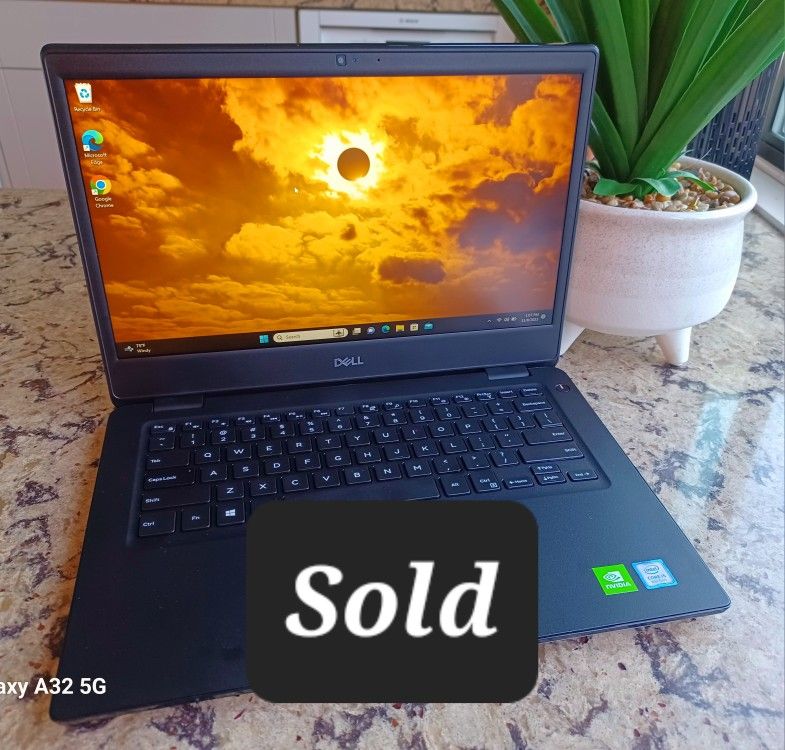 Loaded Laptop Intel i5 **Windows 11**12GB **Like New