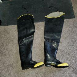 Older Hip Waders Rubber Boots Steel Shank Size 11