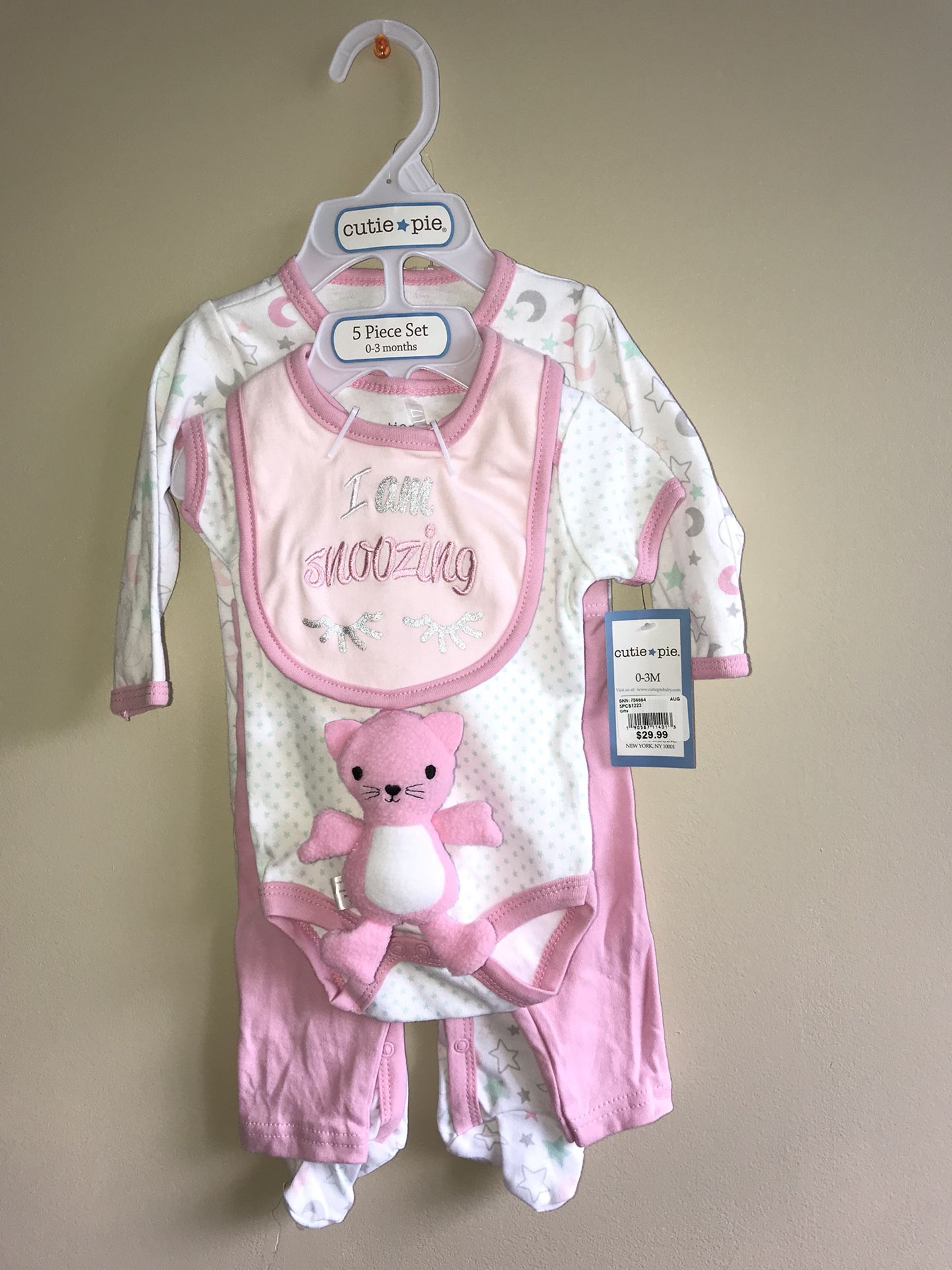 Baby girl 5 piece (0-3months) New with tags
