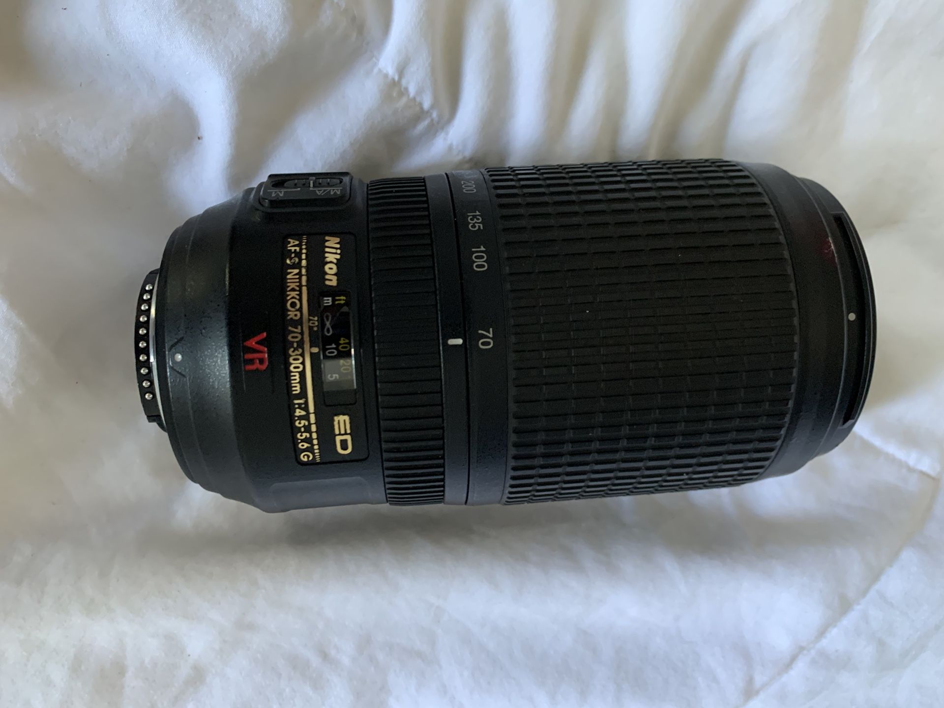 Nikon AF-S 70-300mm camera lens