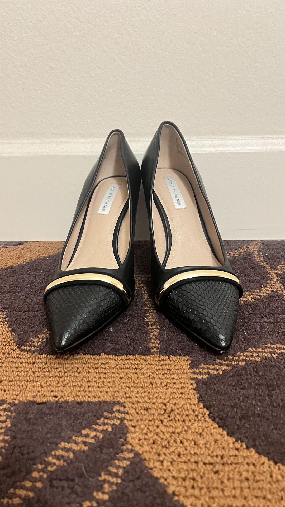 SAKS FIFTH AVENUE HEELS