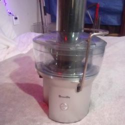 Breville fountain compact conventional juicer