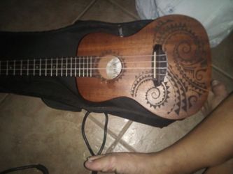 Ukalalie guittar