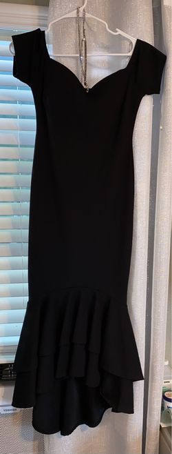 Black Off-Shoulder Midi Dress with Ruffle Hem