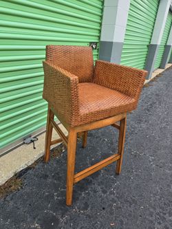 Wicker Rattan Bar Stool with Armrests