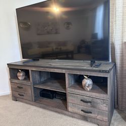 Beautiful Tv Stand 63”