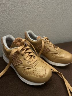 Tenís NewBalance color mostaza