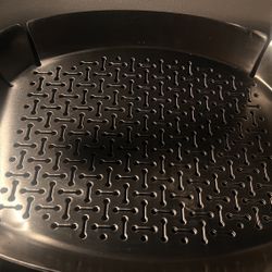 2 Metal Trays