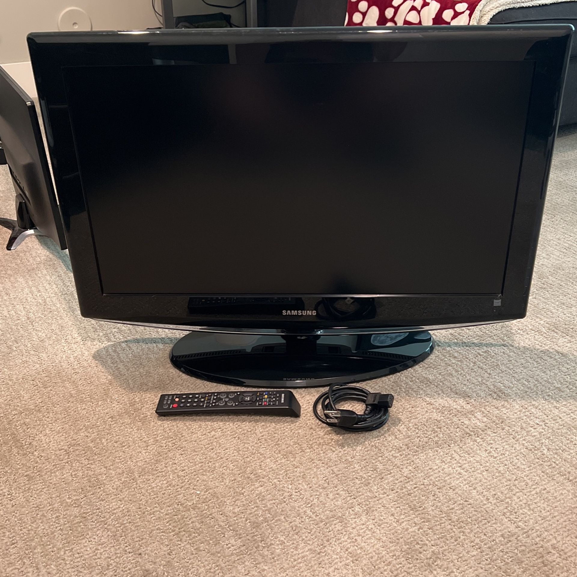 Samsung 32” TV