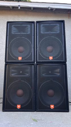4 JBL Speakers
