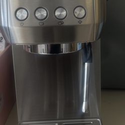 CASABREWS 3700 Essential Espresso Machine 20 Bar, Stainless Steel Cappuccino & Latte Machine with Steam Frother for Home, 43.9oz Water Tank, Coffee Gi