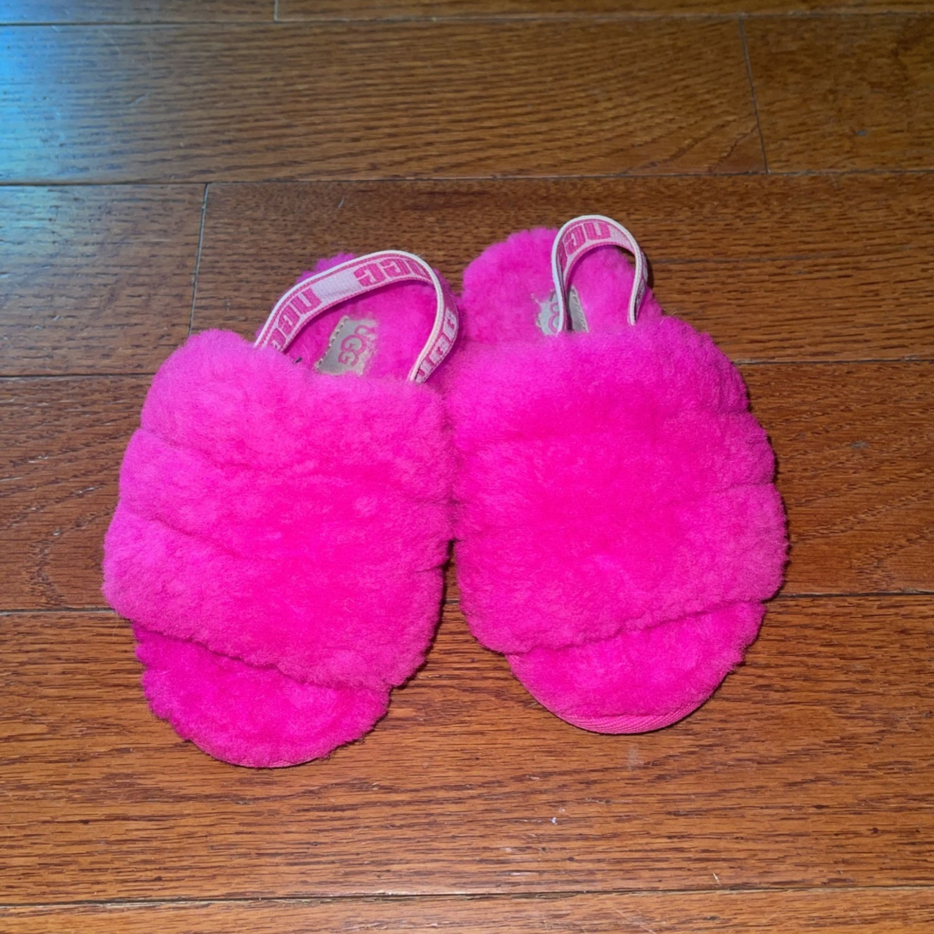 Toddler Ugg Slipper Sz 9
