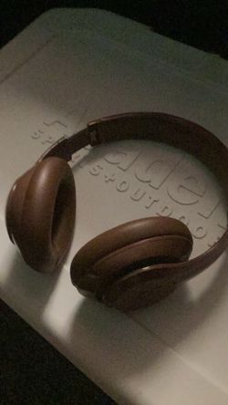 Beats Pro