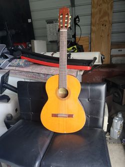 Yamaha Cg 40a