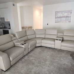 Recliner Sectional