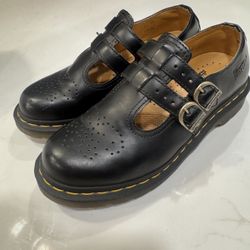 Doc Martens Mary Jane Shoes Size 8