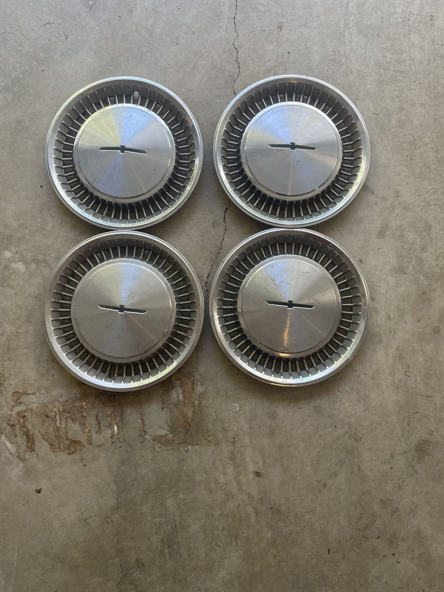 Antique Car Hubcaps