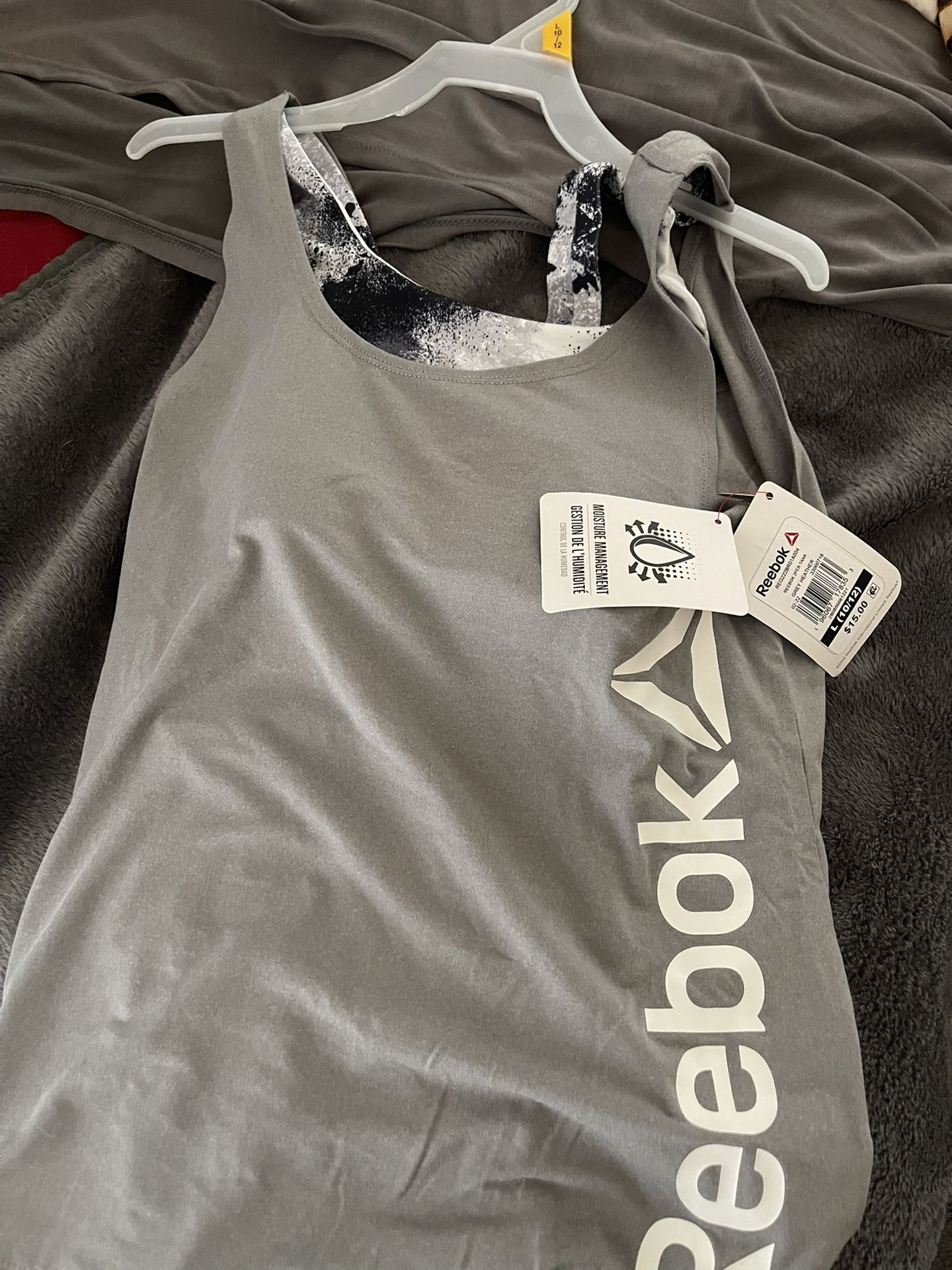 Kids 10/12 Reebok Top