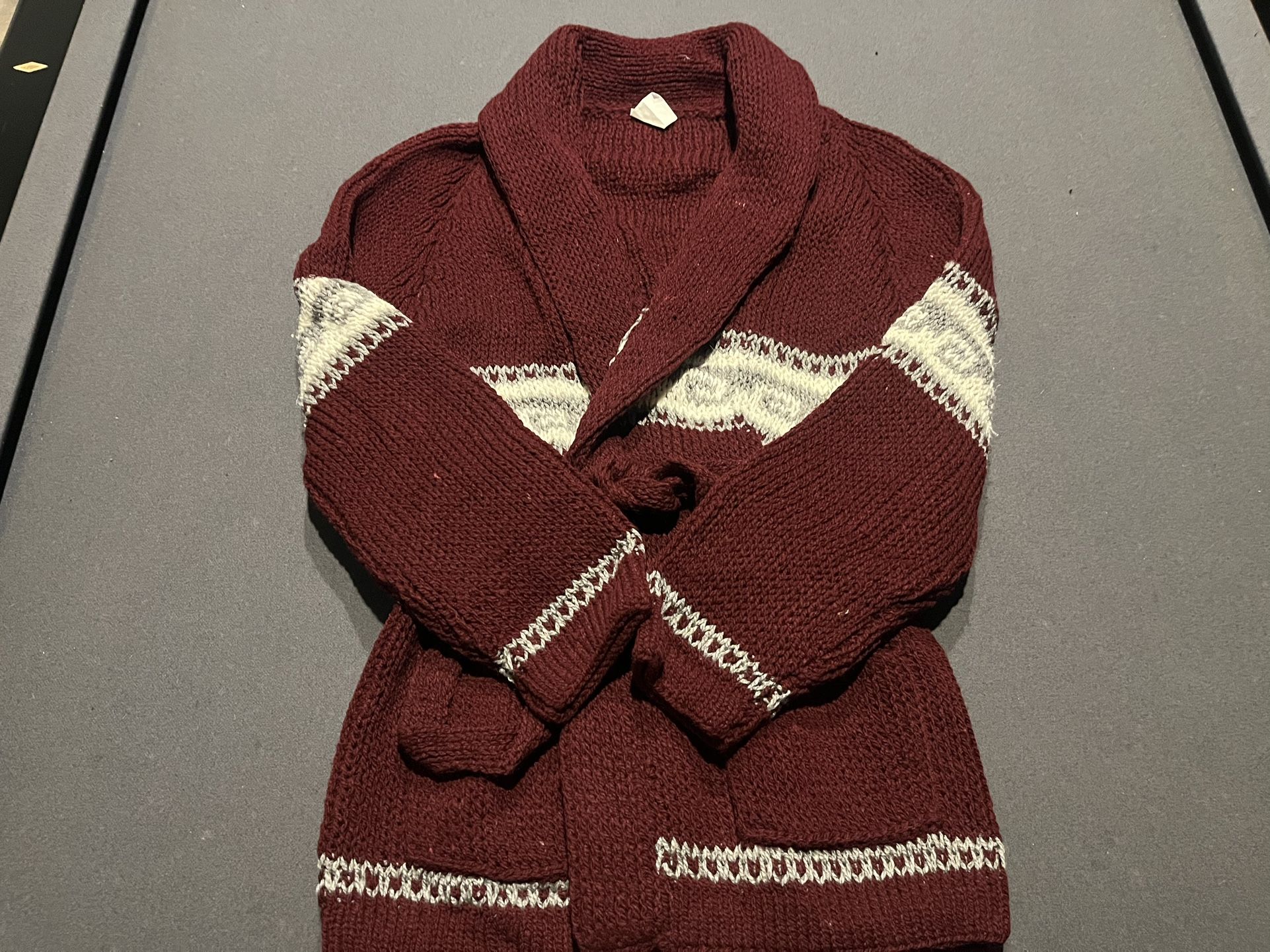 Knitted unisex Sweater