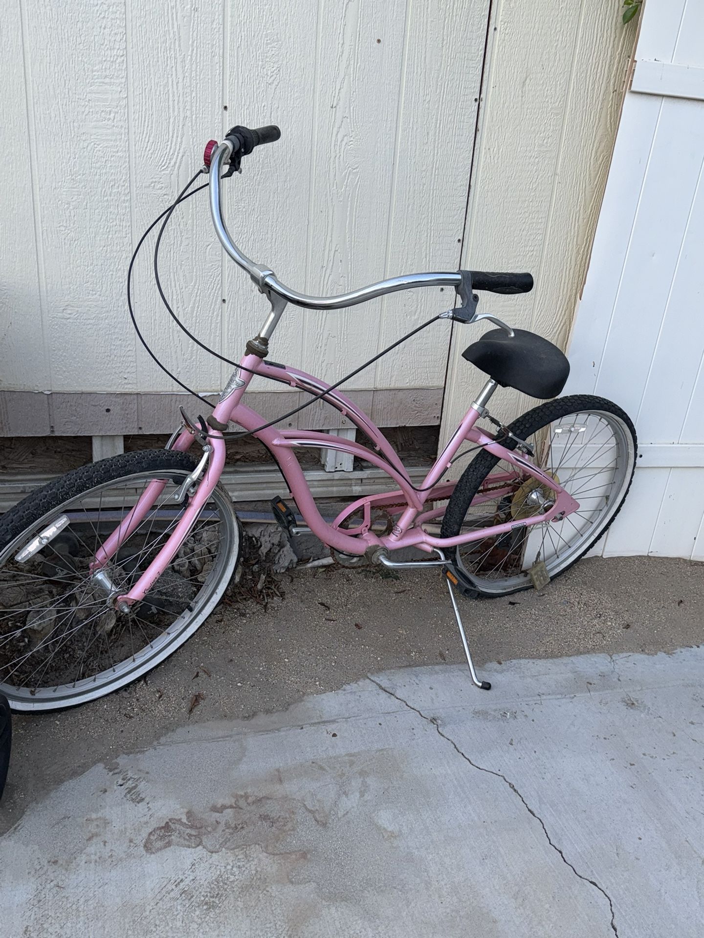 Pink Beach Cruiser 