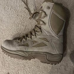 Reebook Military Boots Size 9 1/2