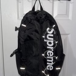 BLACK Supreme backpack 