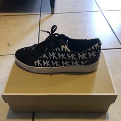 SIZE 7.5 MICHAEL KORS GRAFFITI MK CRISTAL BRAND NEW FOR WOMEN 