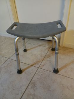 MEDLINE SHOWER CHAIR