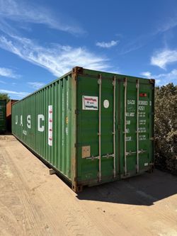Storage shipping containers