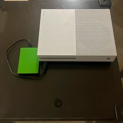 Xbox One S + 1 TB Storage Hard Drive