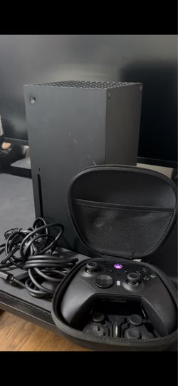 XBOX SERIES X AND A XBOX ELITE 2 CONTROLLER