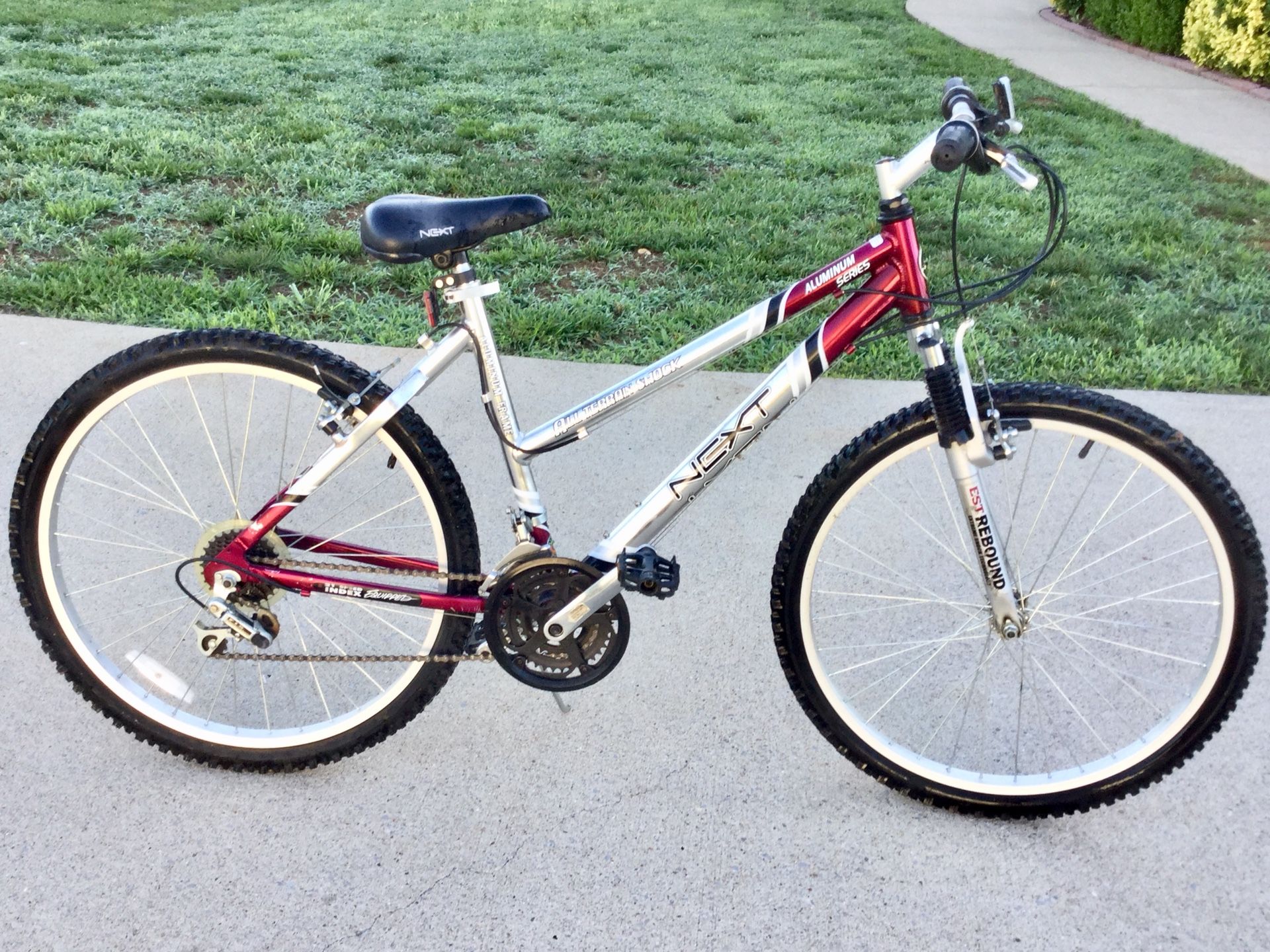 NEXT "All Terrain Shock" Mountain bike Aluminum Series (21 speed 26" bike)
