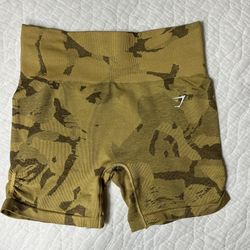 GYMSHARK SHORTS
