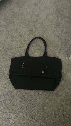 lululemon gym/duffel bag
