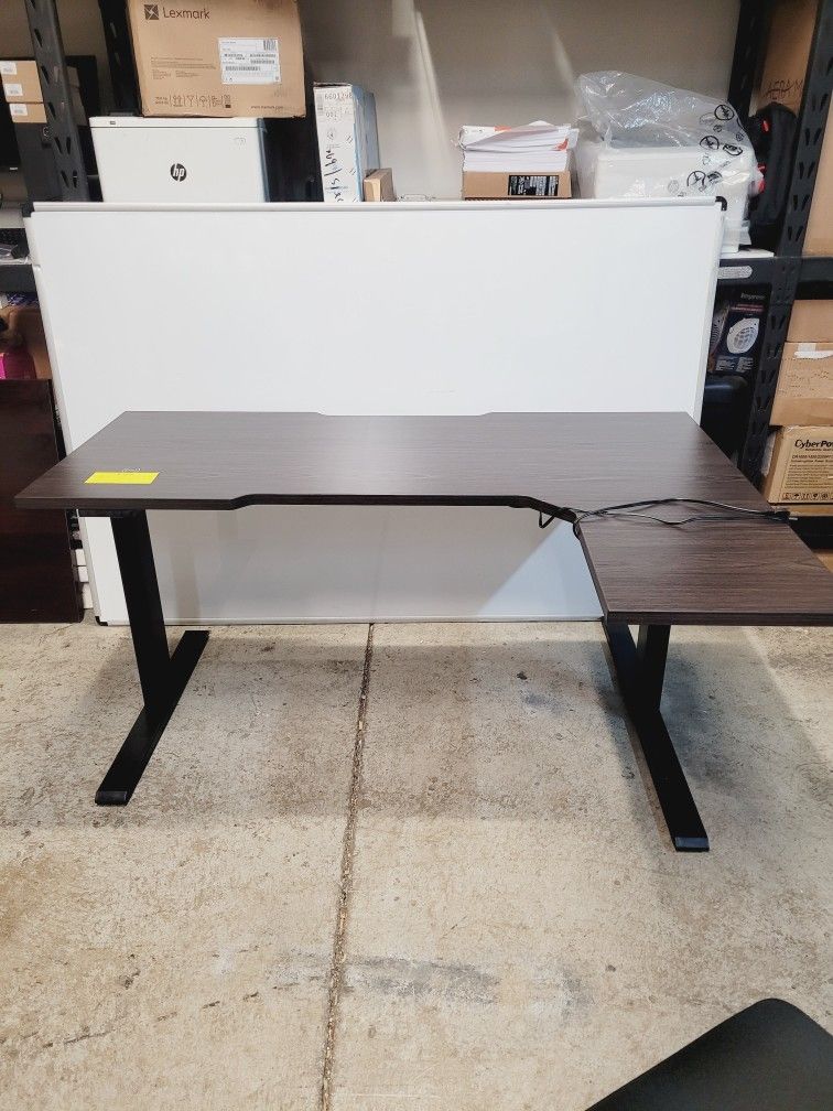 Realspace® Koru Electric 59"W L-Shaped Height-Adjustable Standing Desk with Integrated Power & Charging, Black