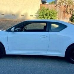2011 Toyota Scion tC