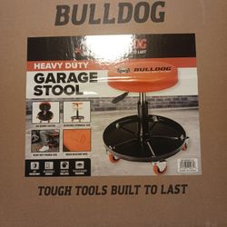 GARAGE STOOL 